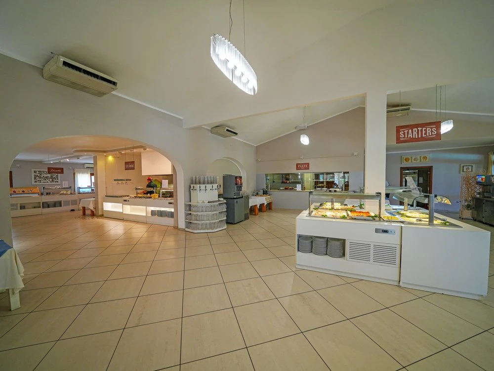41647_Futura_Club_CalaFiorita_Italia_z_.webp