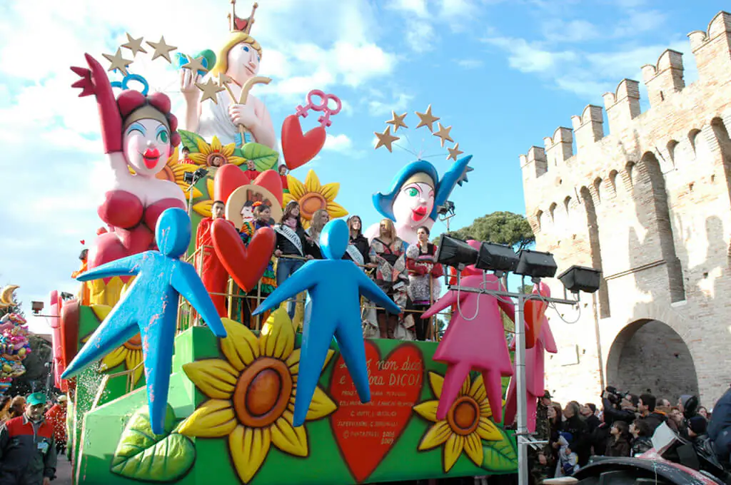 Carnevale-di-Fano.webp