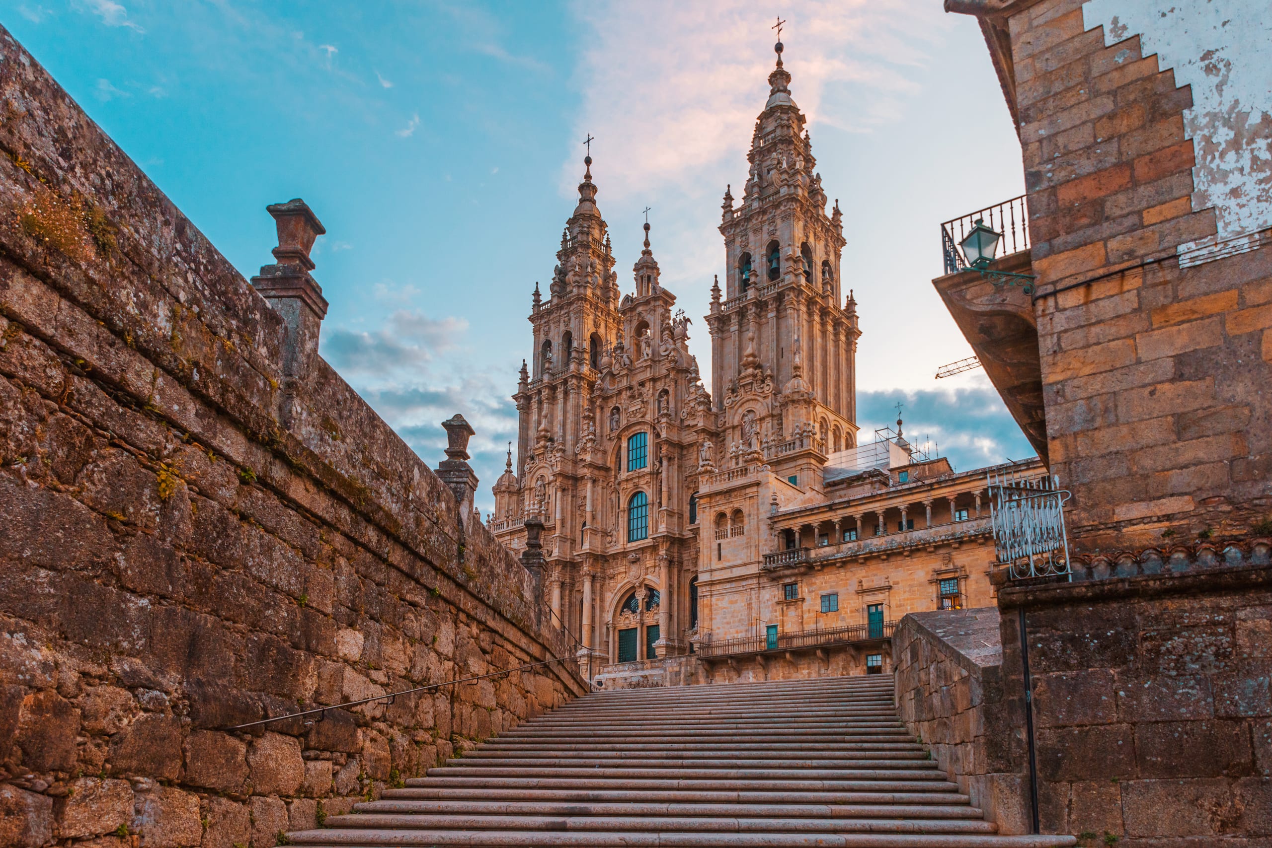 SS_cattedrale_Santiago_de_Compostela_1523460782_bbozce.jpg