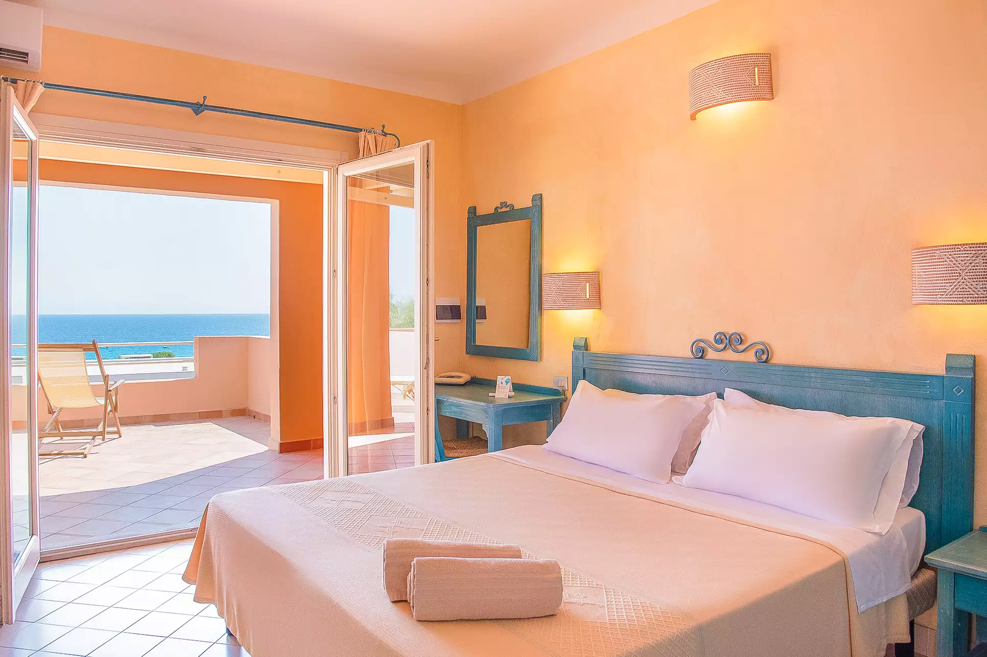 camera_vista_mare_costa_rei.webp