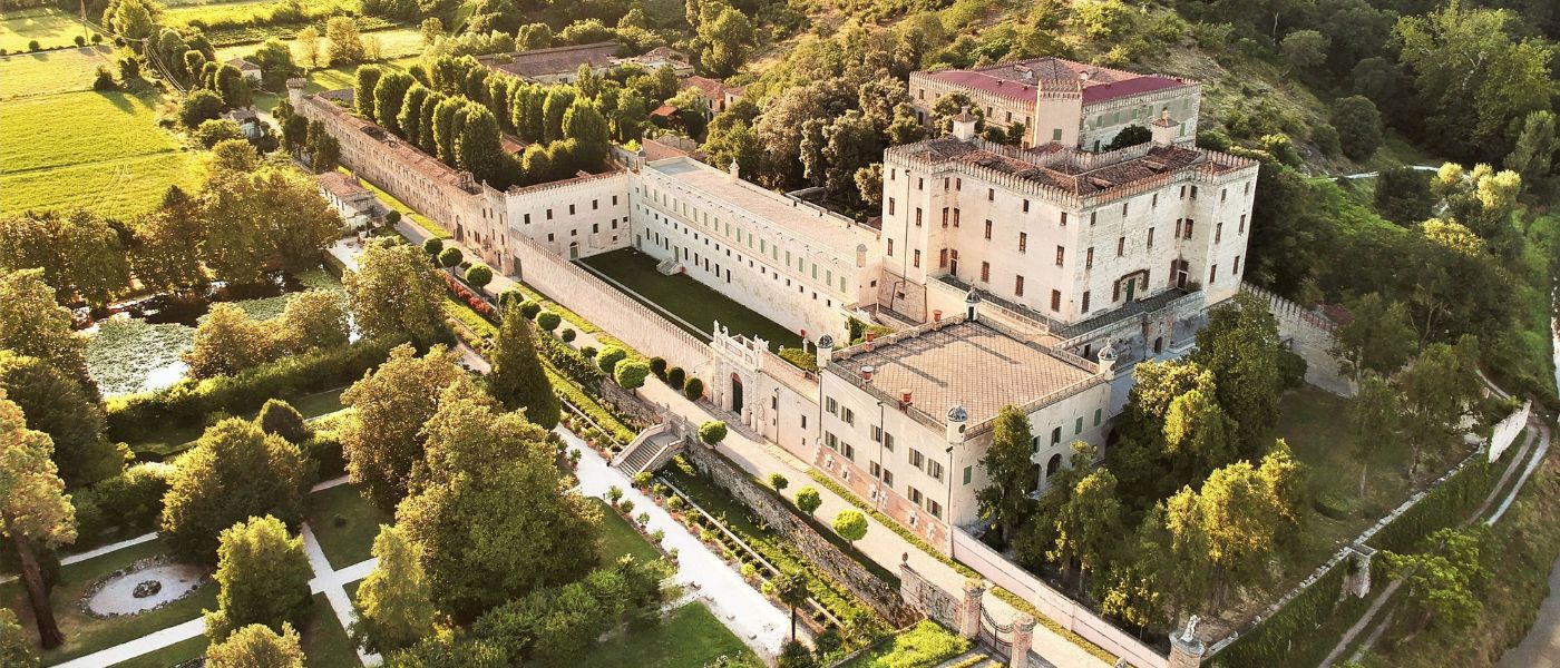 copertina-Castello-del-Catajo.jpg