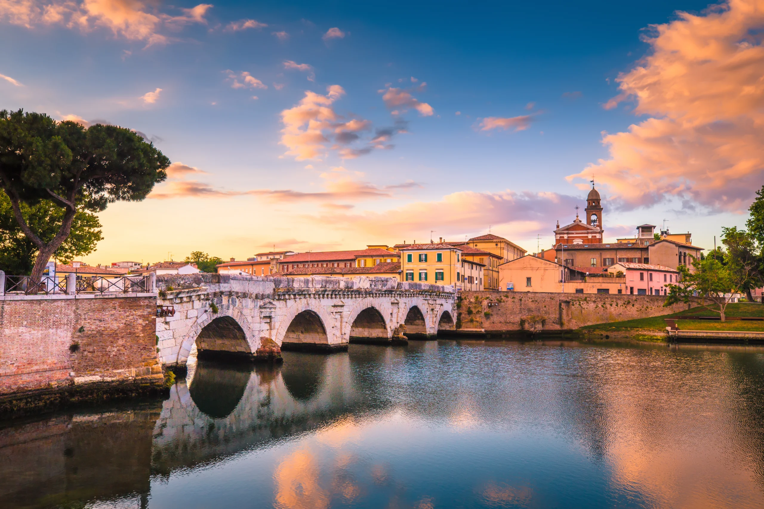 cosa-fare-a-rimini-scaled.webp