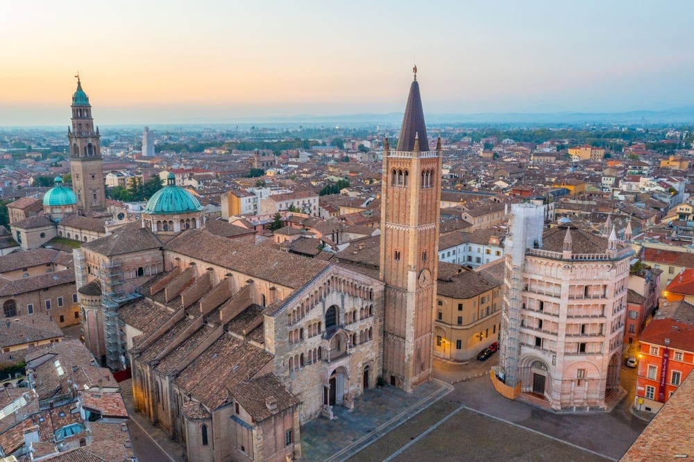 parma-dall-alto-ph-trabantos-via-shutterstock_2337367507.jpg