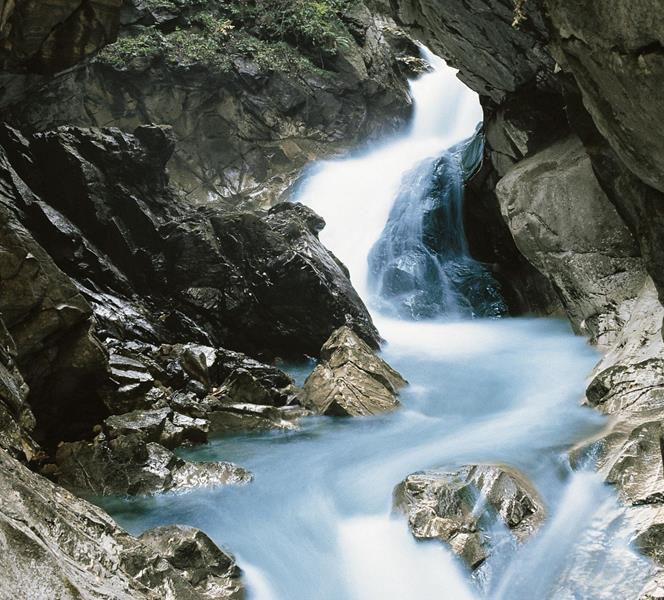 una-cascata.jpg