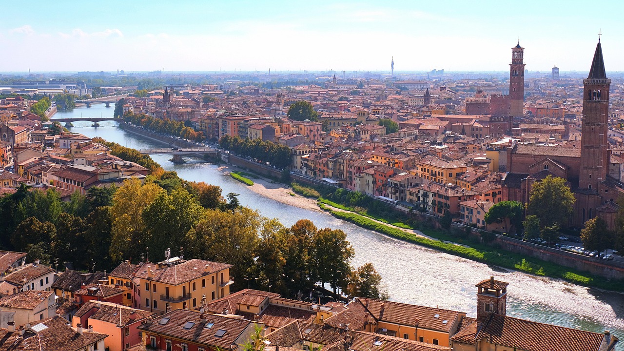 verona-4711751_1280-1-1.jpg